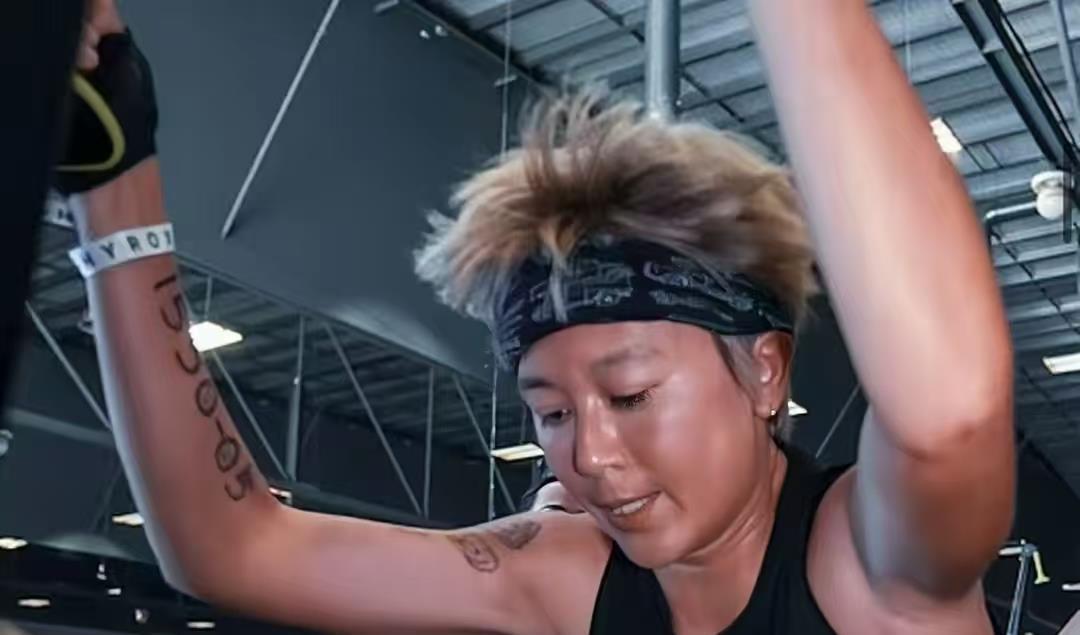 辽宁男篮“硬汉”娶回网球界气质女神！甜蜜求婚现场曝光的简单介绍