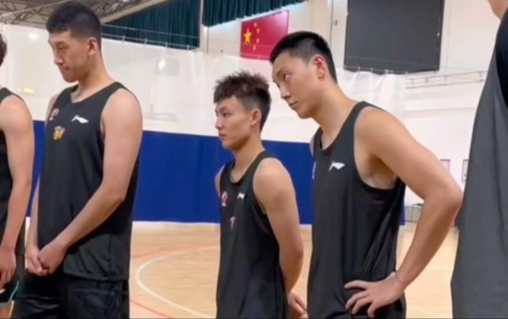 包含男篮-余嘉豪两双胡明轩13分中国胜荷兰的词条